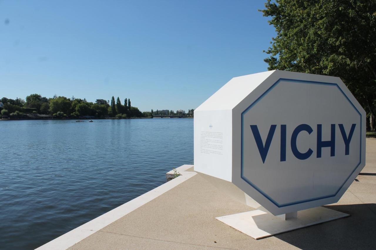 Vila L'Escale Vichy Exteriér fotografie
