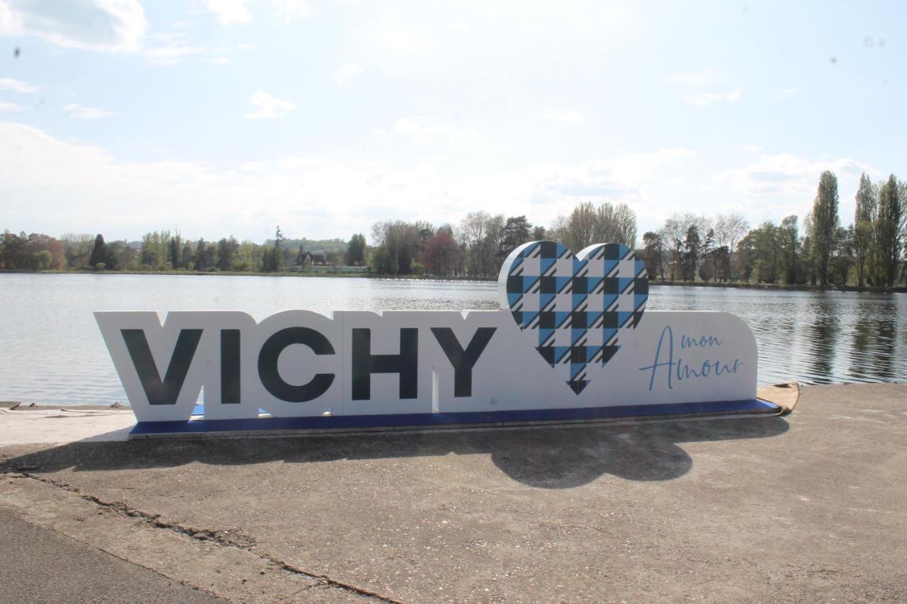 Vila L'Escale Vichy Exteriér fotografie